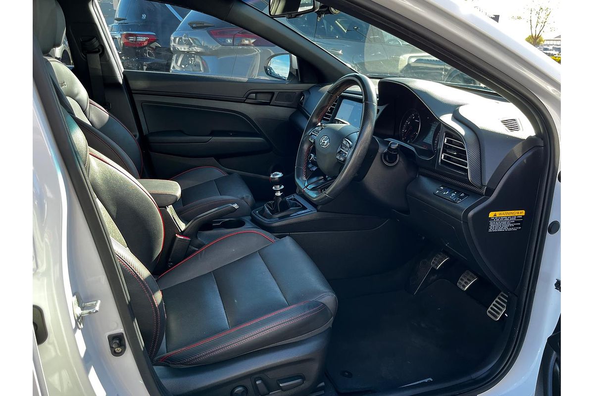 2020 Hyundai Elantra Sport Premium AD.2