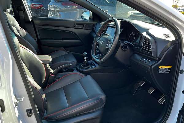 2020 Hyundai Elantra Sport Premium AD.2