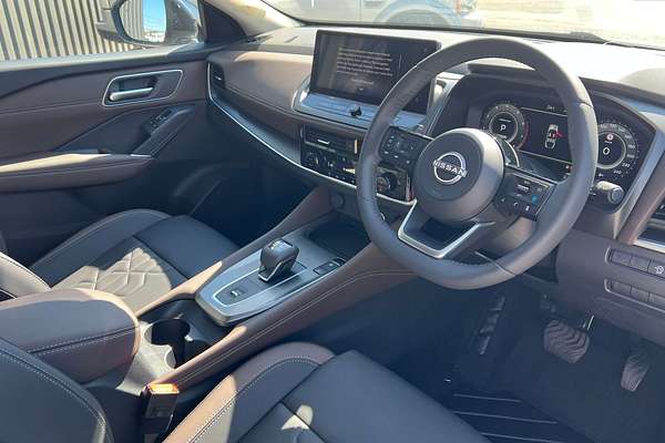 2025 Nissan QASHQAI Ti J12