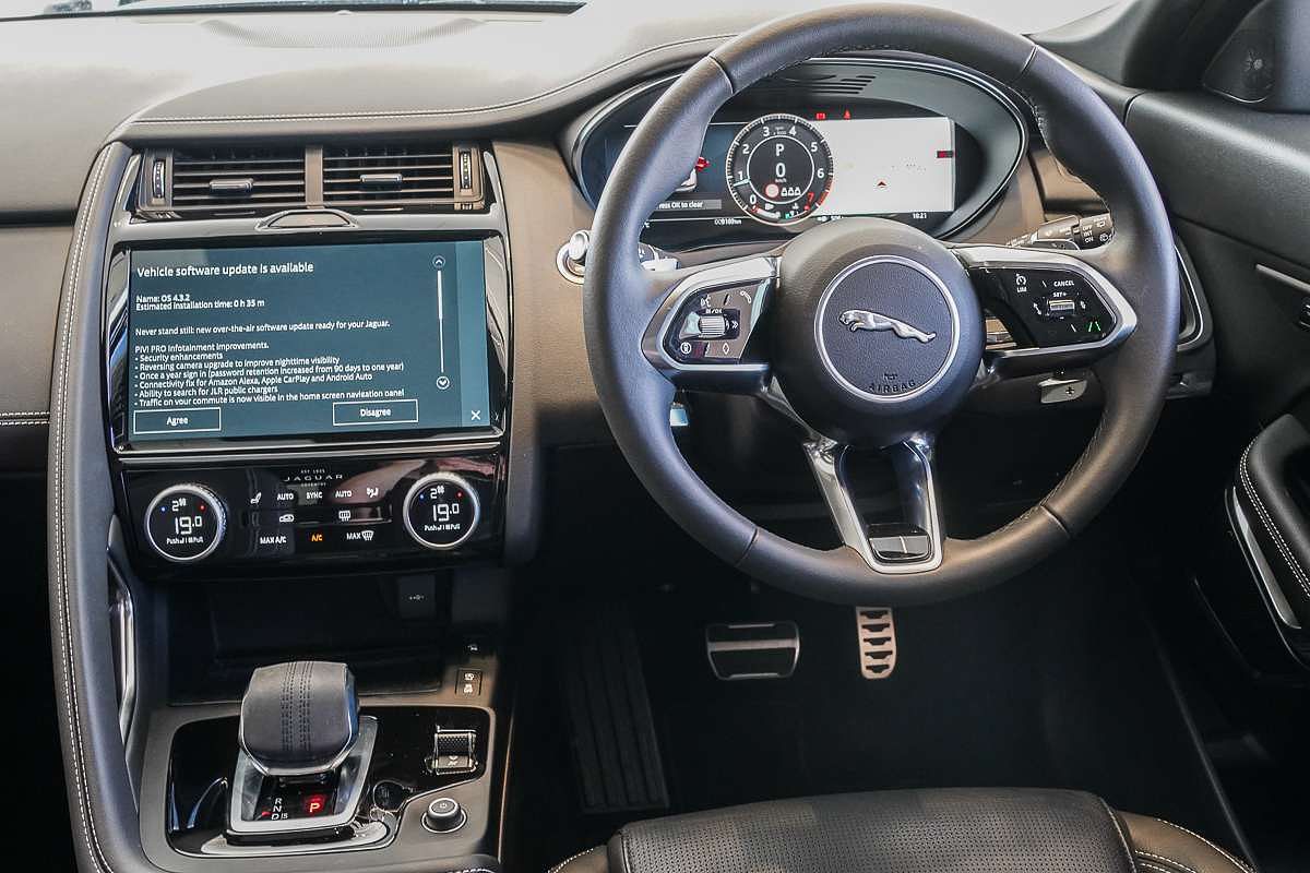 2024 Jaguar E-PACE P250 R-Dynamic SE X540