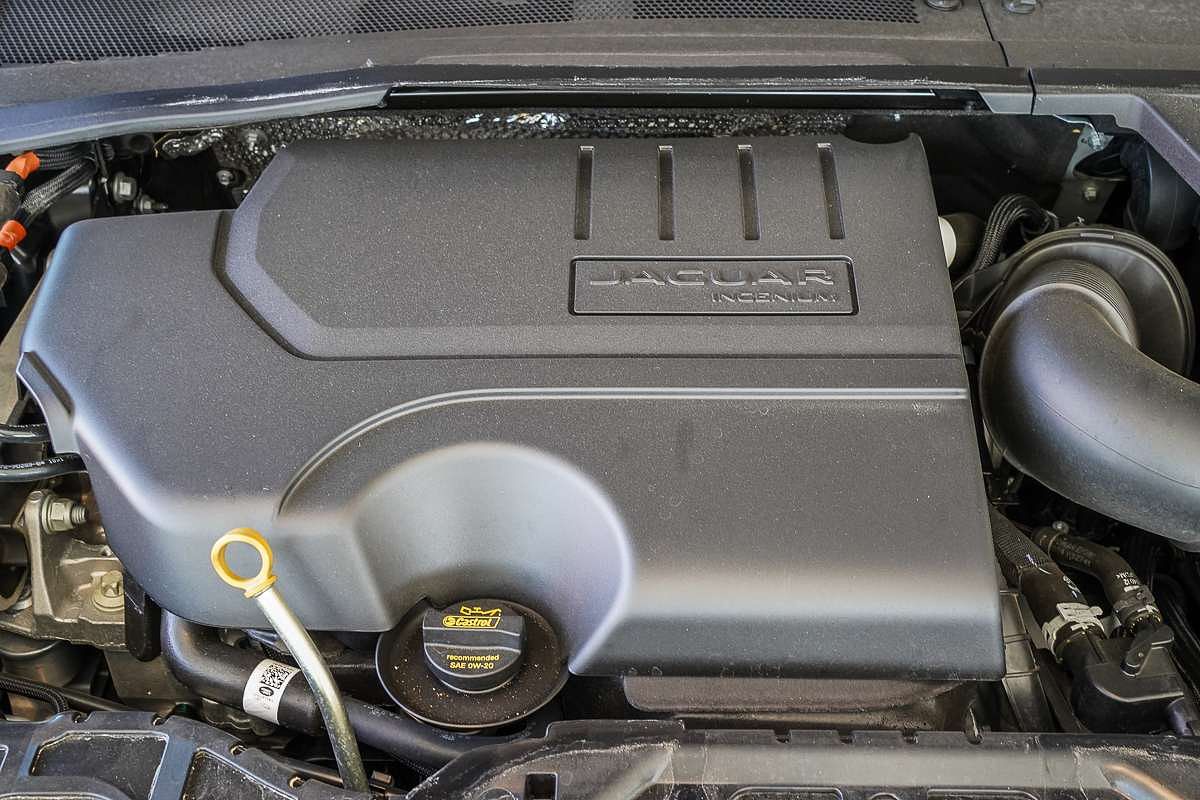 2024 Jaguar E-PACE P250 R-Dynamic SE X540