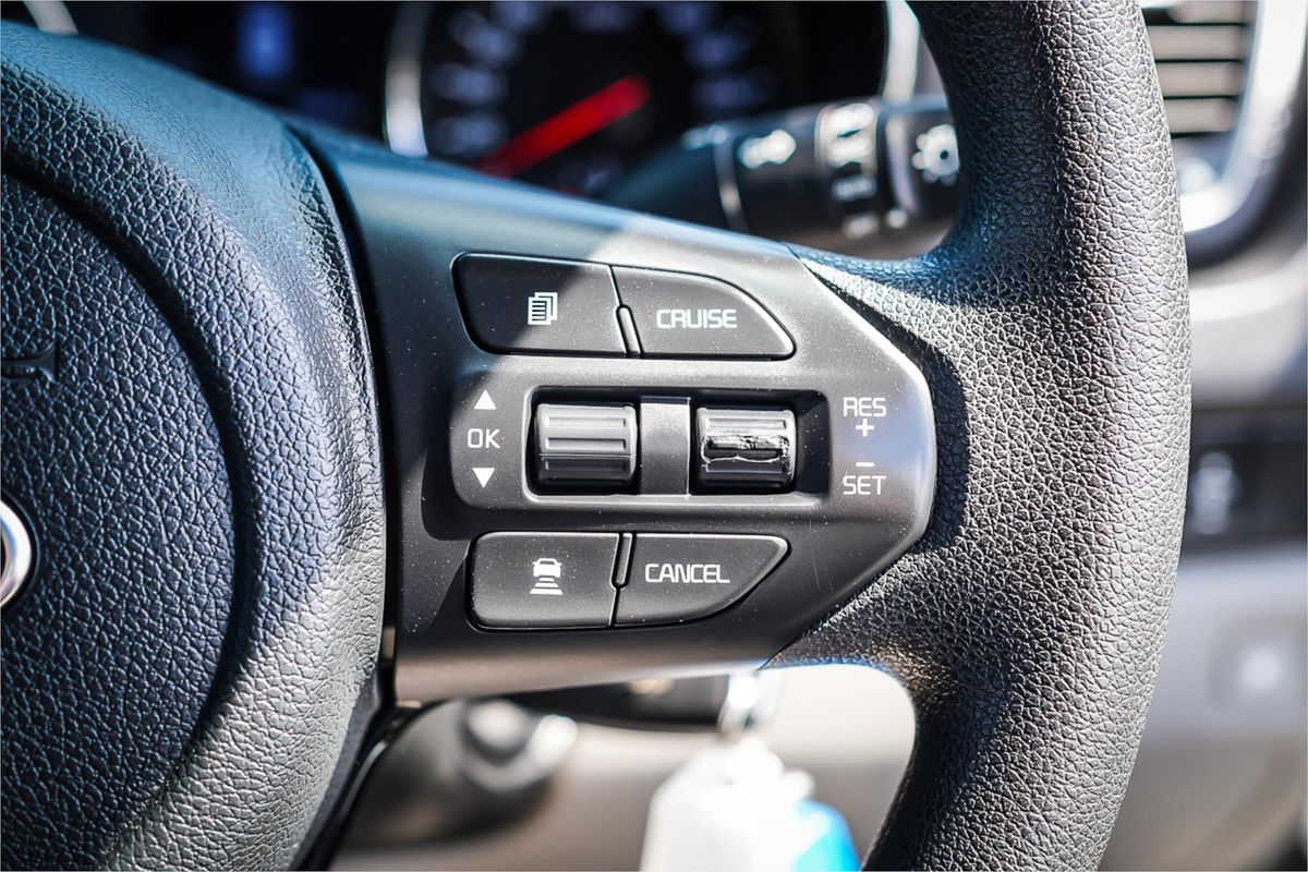 2020 Kia Carnival S YP