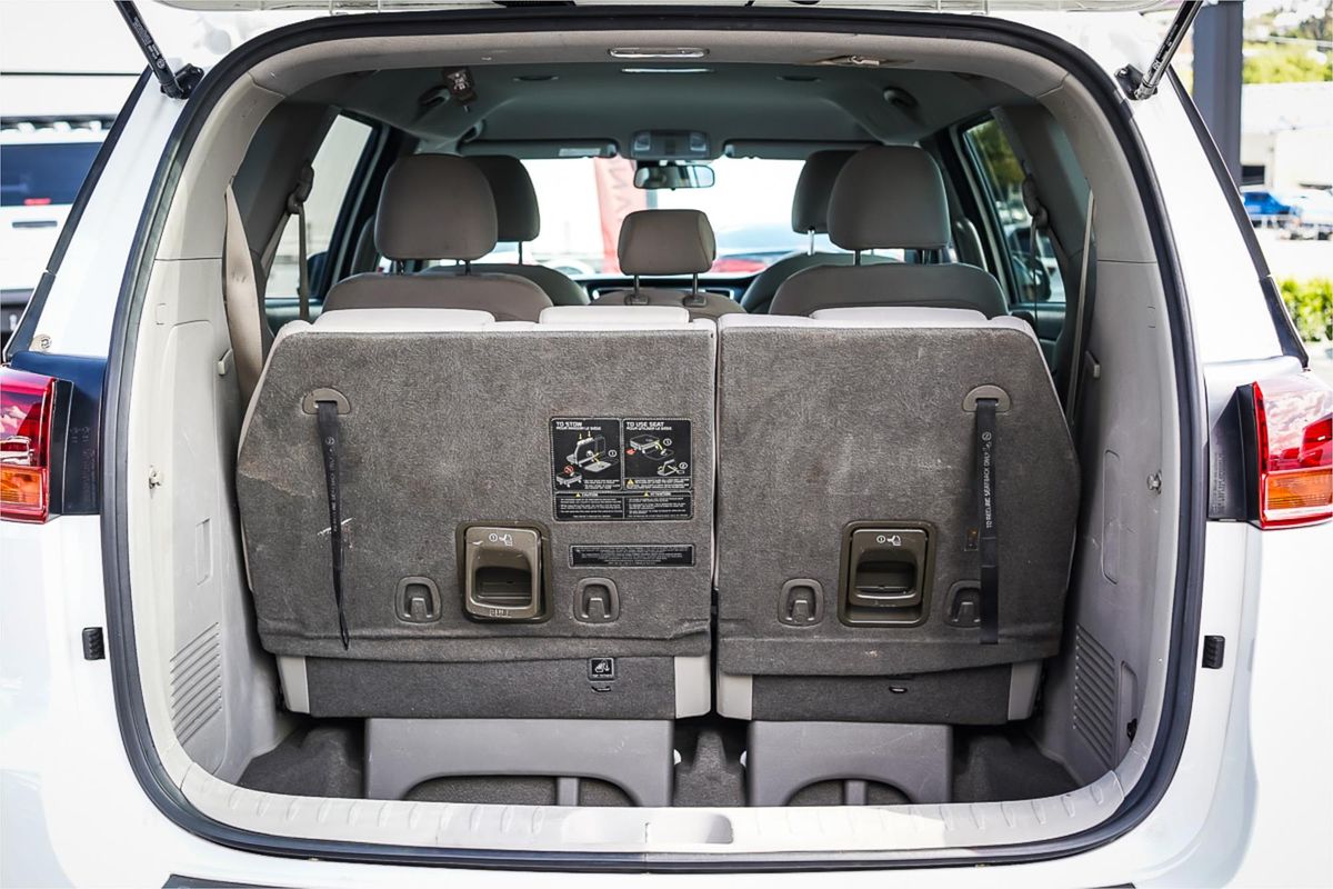 2020 Kia Carnival S YP