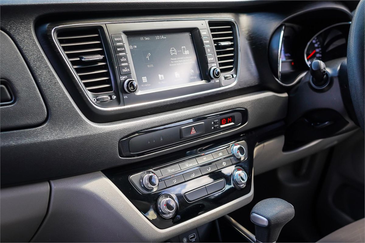 2020 Kia Carnival S YP