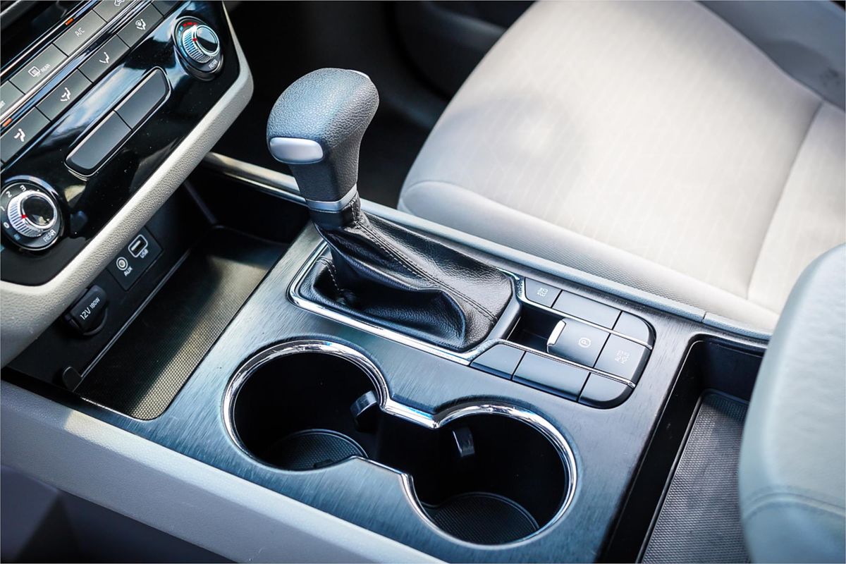 2020 Kia Carnival S YP