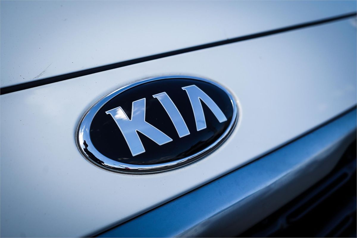 2020 Kia Carnival S YP