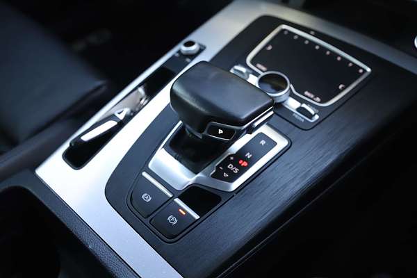 2020 Audi Q5 40 TDI design FY