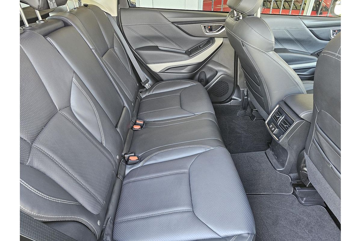 2024 Subaru Forester 2.5i S5
