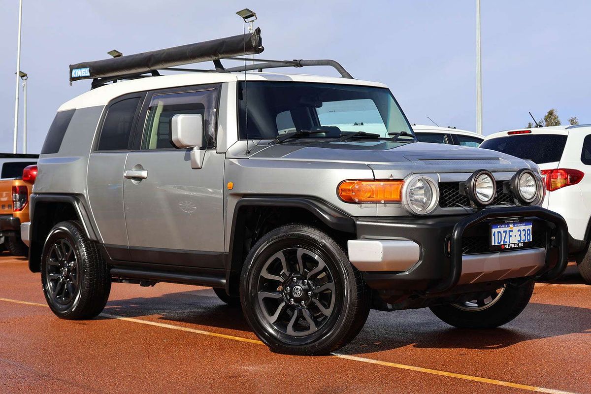 2012 Toyota FJ Cruiser GSJ15R