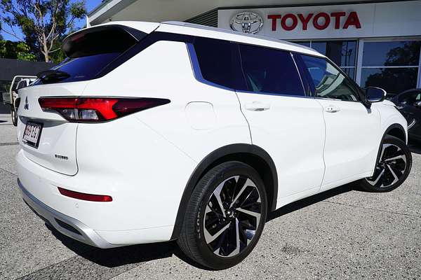 2022 Mitsubishi OUTLANDER OUTLANDER EXCEED 7 SEAT (AWD) ZM4E46