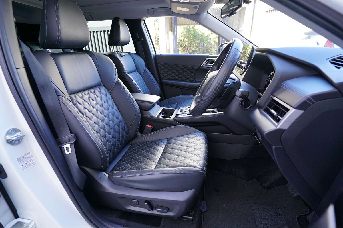 2022 Mitsubishi OUTLANDER OUTLANDER EXCEED 7 SEAT (AWD) ZM4E46