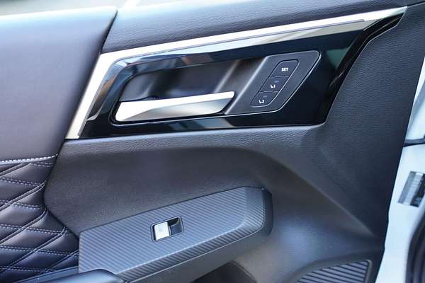 2022 Mitsubishi OUTLANDER OUTLANDER EXCEED 7 SEAT (AWD) ZM4E46