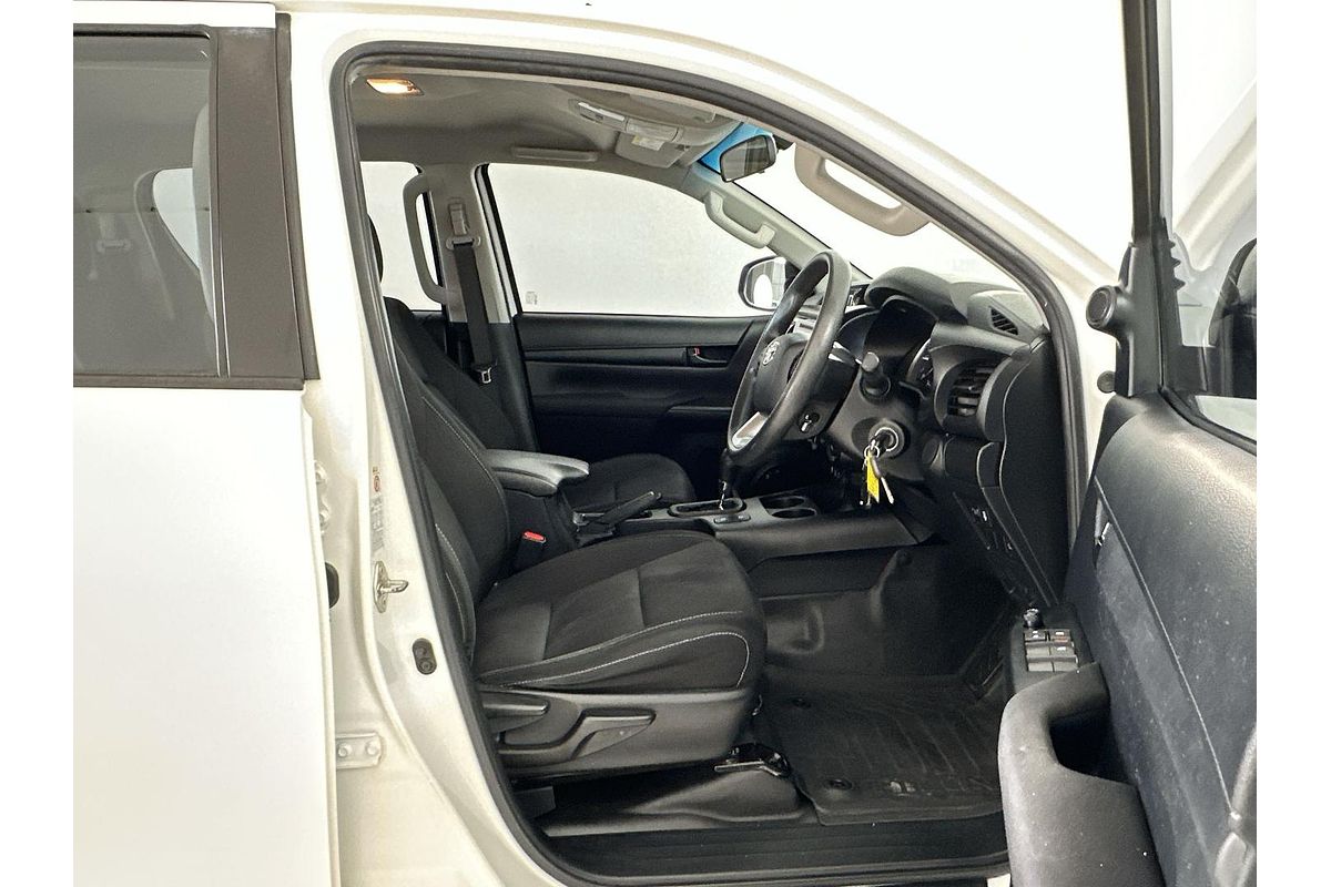 2019 Toyota Hilux SR GUN126R 4X4