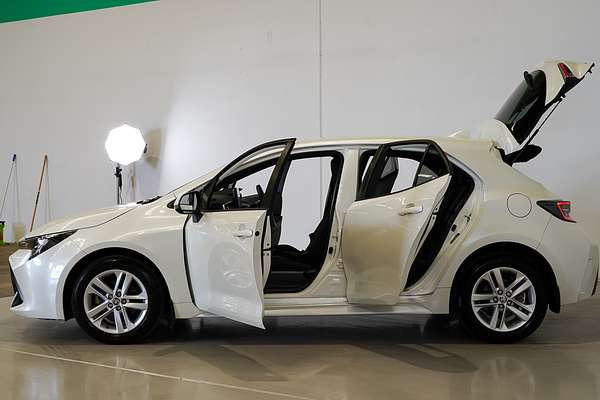 2020 Toyota Corolla Ascent Sport MZEA12R
