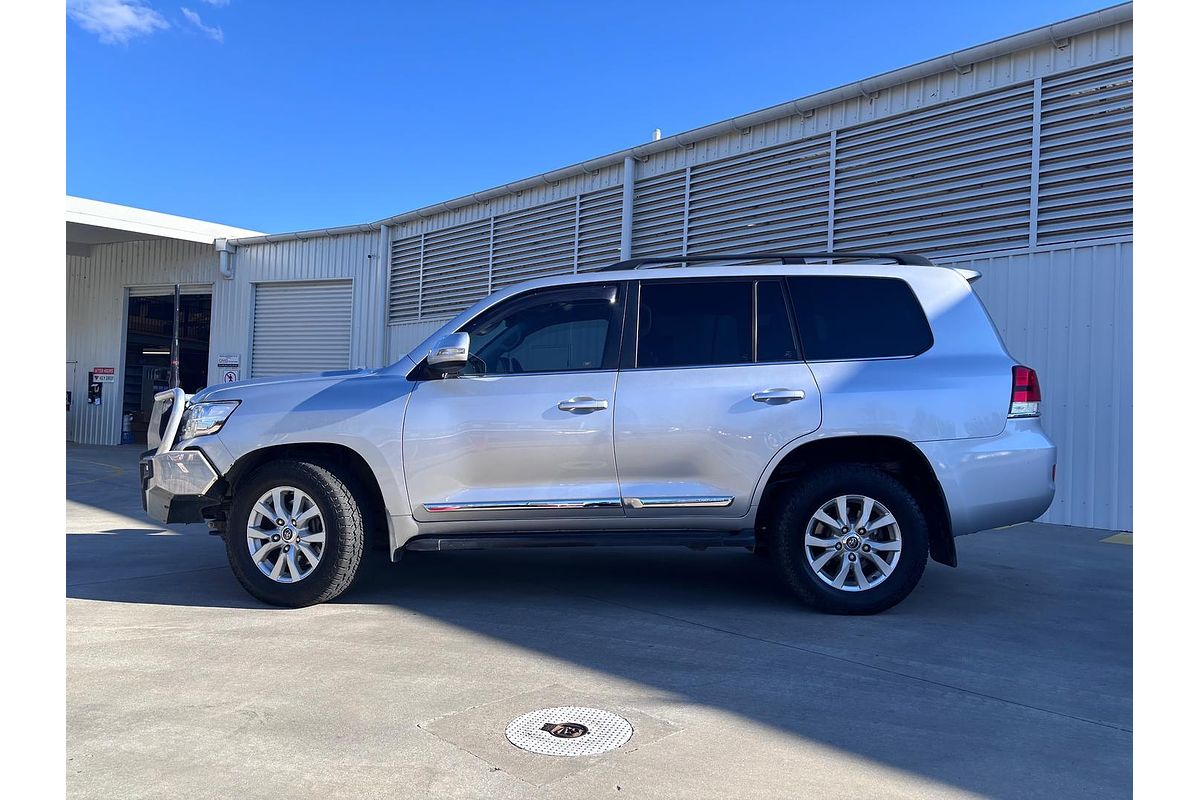 2016 Toyota Landcruiser Sahara VDJ200R