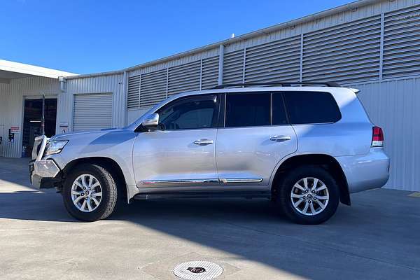 2016 Toyota Landcruiser Sahara VDJ200R