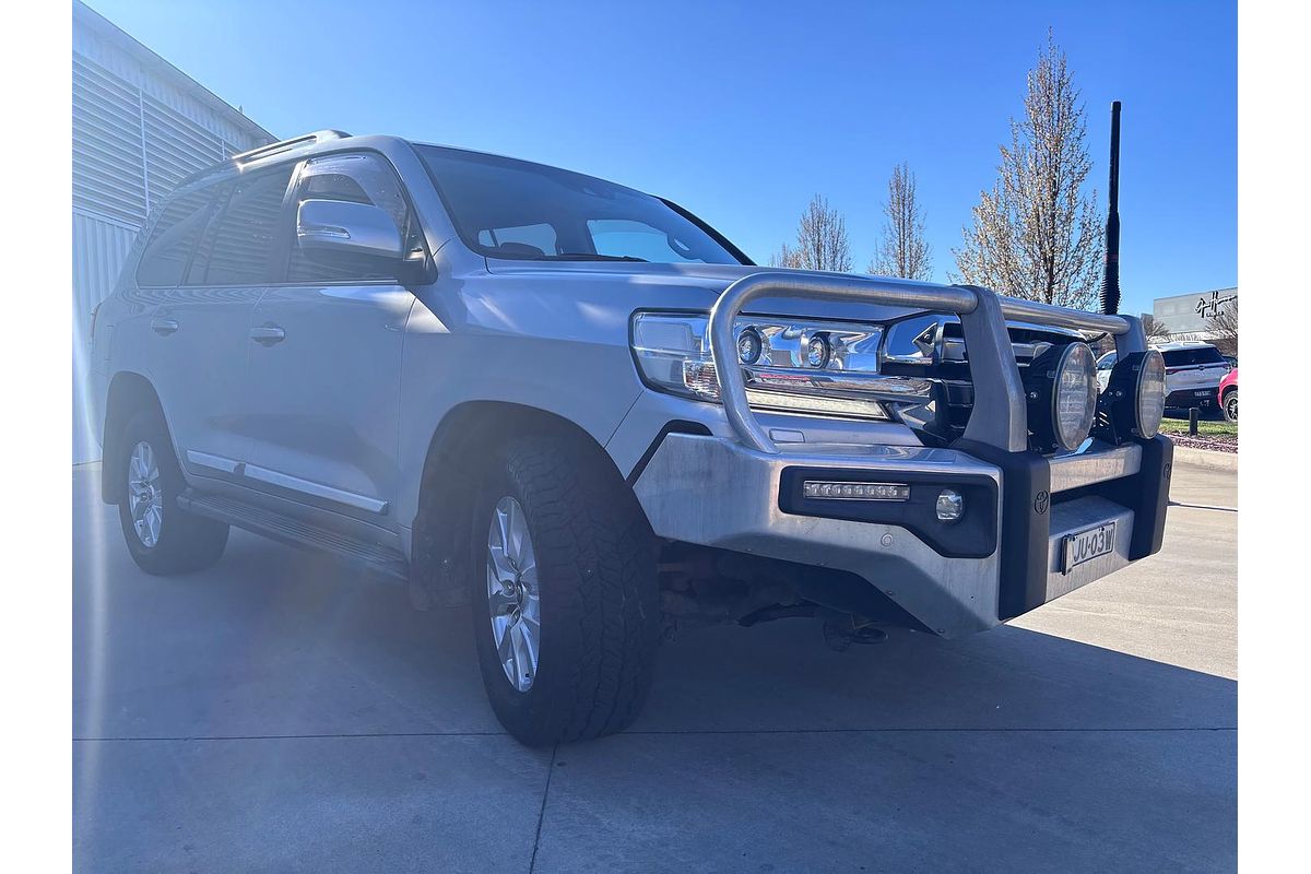 2016 Toyota Landcruiser Sahara VDJ200R