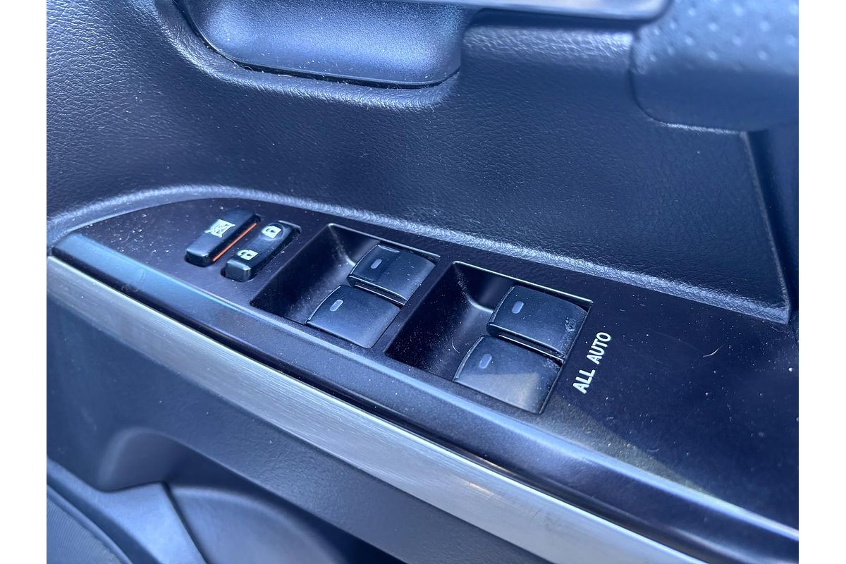 2016 Toyota Landcruiser Sahara VDJ200R