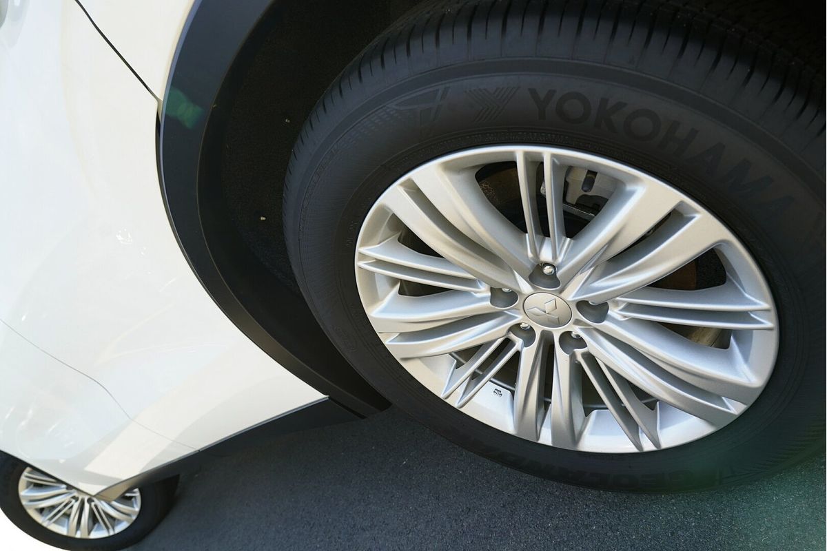 2022 Mitsubishi Outlander ES ZM