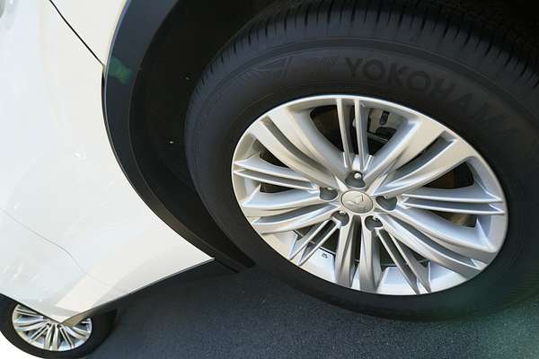 2022 Mitsubishi Outlander ES ZM