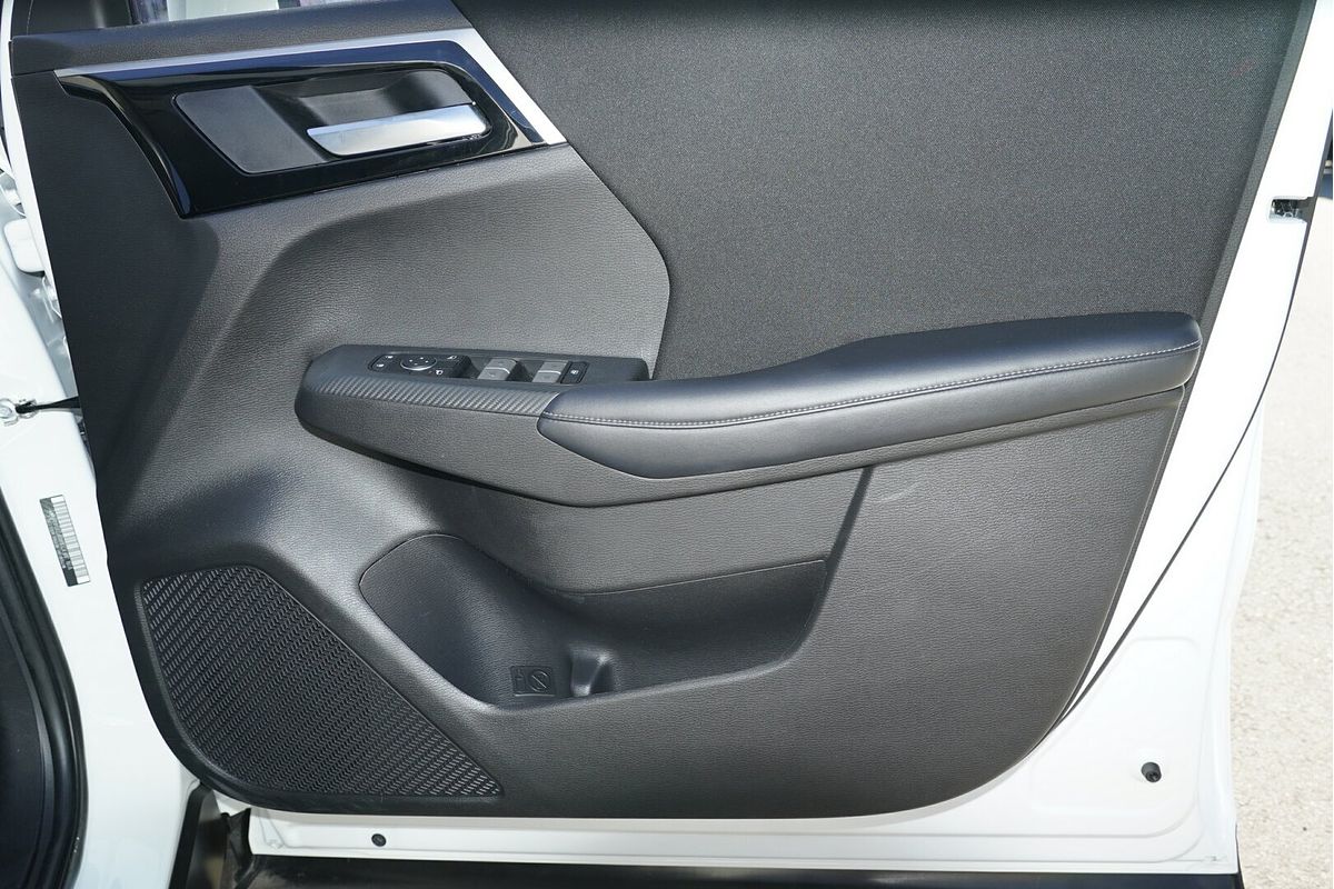 2022 Mitsubishi Outlander ES ZM