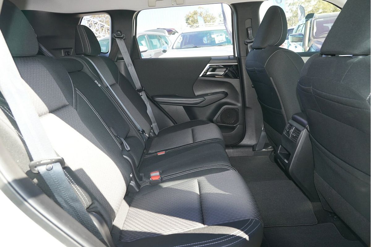 2022 Mitsubishi Outlander ES ZM