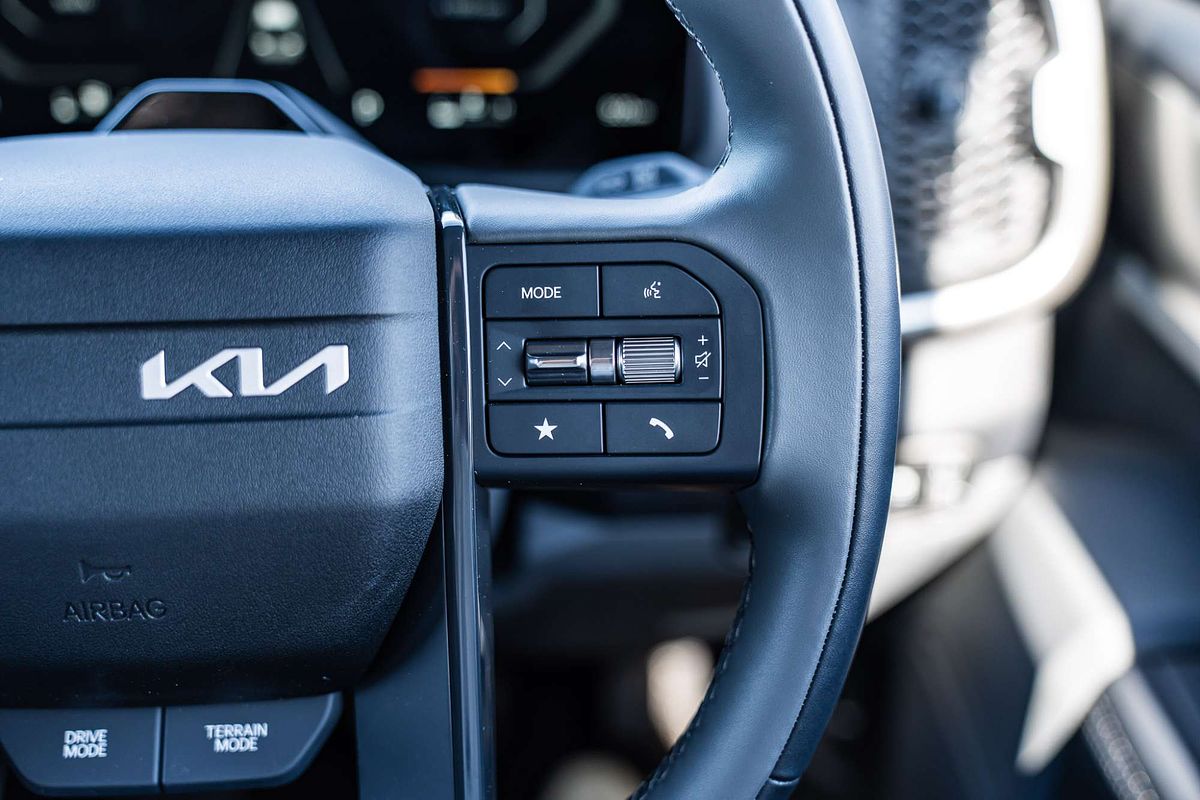 2025 Kia Tasman S TK 4X4