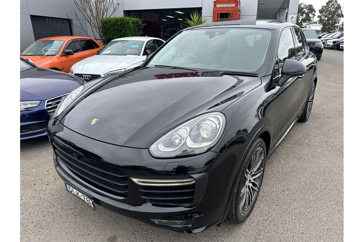 2016 Porsche Cayenne GTS 92A