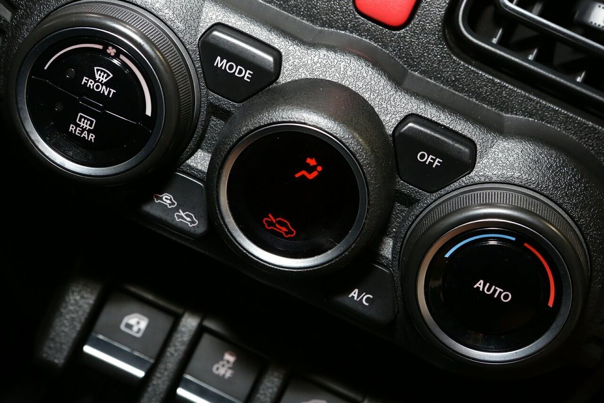 2022 Suzuki Jimny GLX GJ