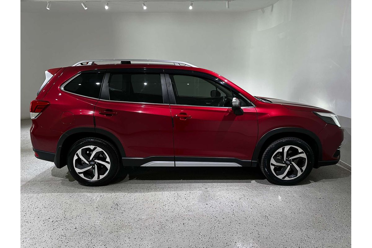 2022 Subaru Forester 2.5i-S S5