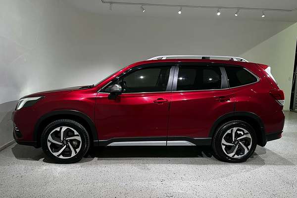2022 Subaru Forester 2.5i-S S5