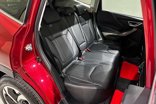2022 Subaru Forester 2.5i-S S5