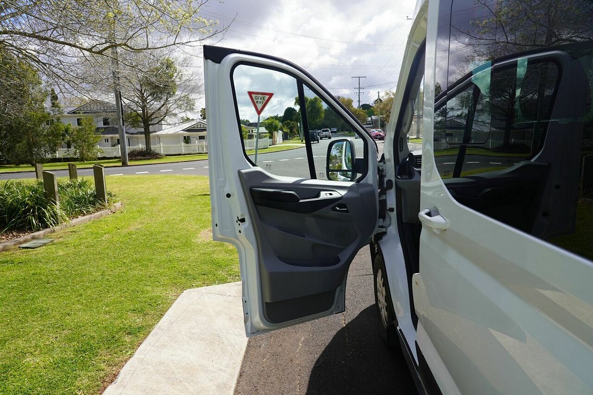 2022 LDV Deliver 9 LWB Mid Roof 12 Seat SV63B