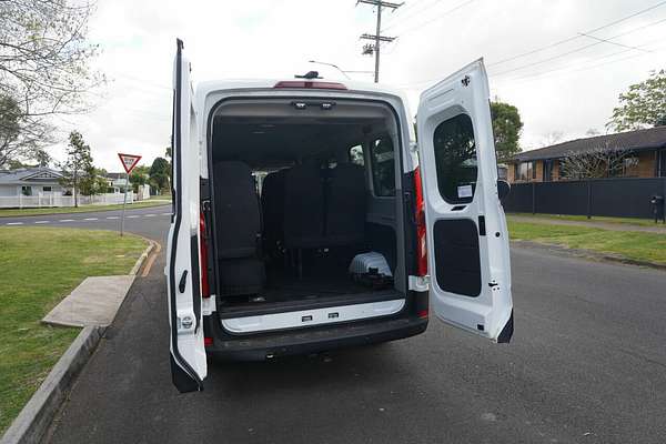 2022 LDV Deliver 9 LWB Mid Roof 12 Seat SV63B