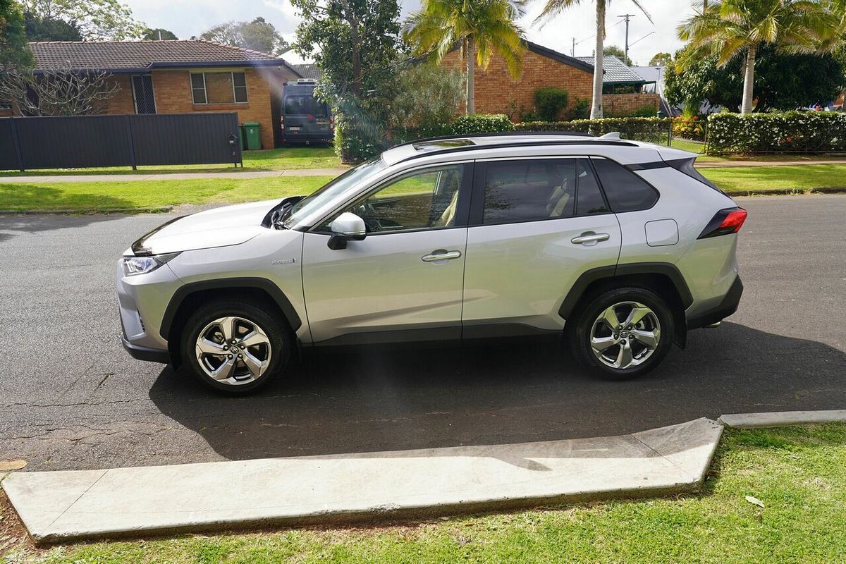 2021 Toyota RAV4 Cruiser AXAH54R