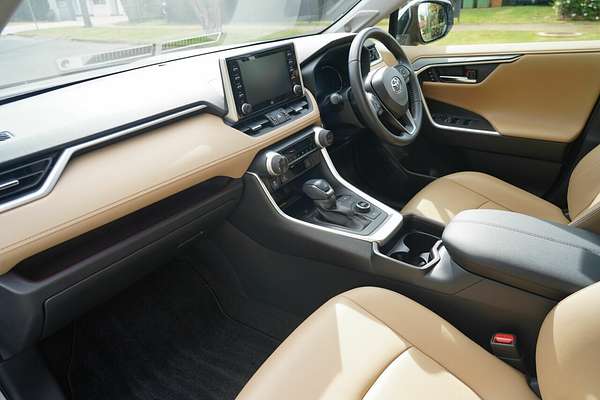 2021 Toyota RAV4 Cruiser AXAH54R