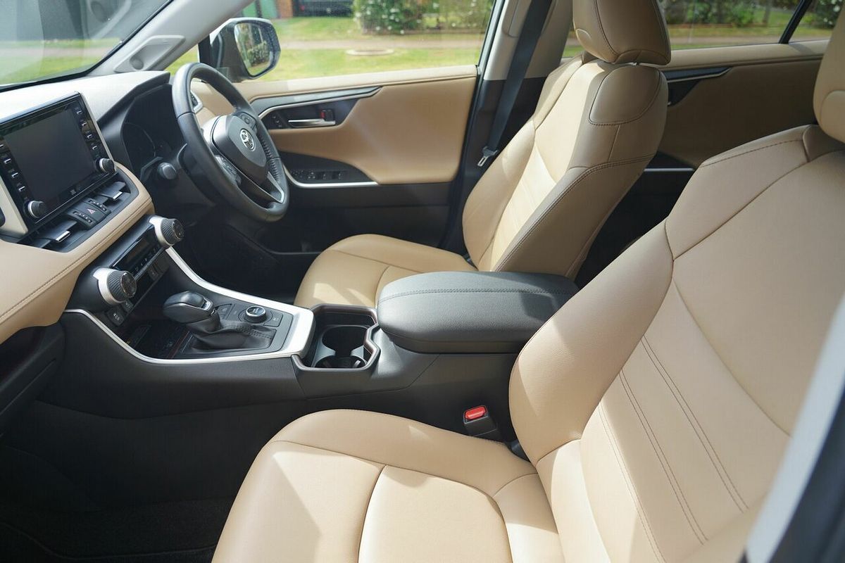 2021 Toyota RAV4 Cruiser AXAH54R