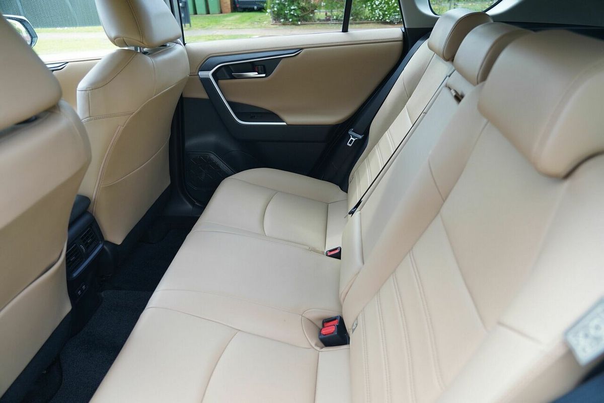 2021 Toyota RAV4 Cruiser AXAH54R
