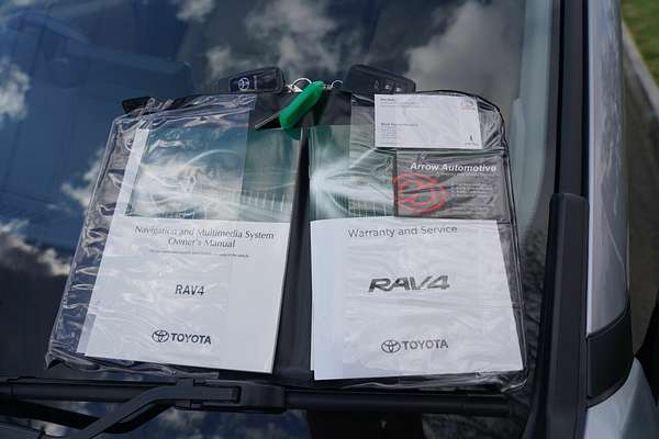 2021 Toyota RAV4 Cruiser AXAH54R
