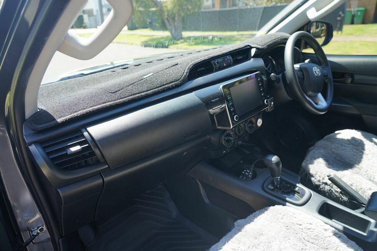 2021 Toyota Hilux Workmate TGN121R 4x2