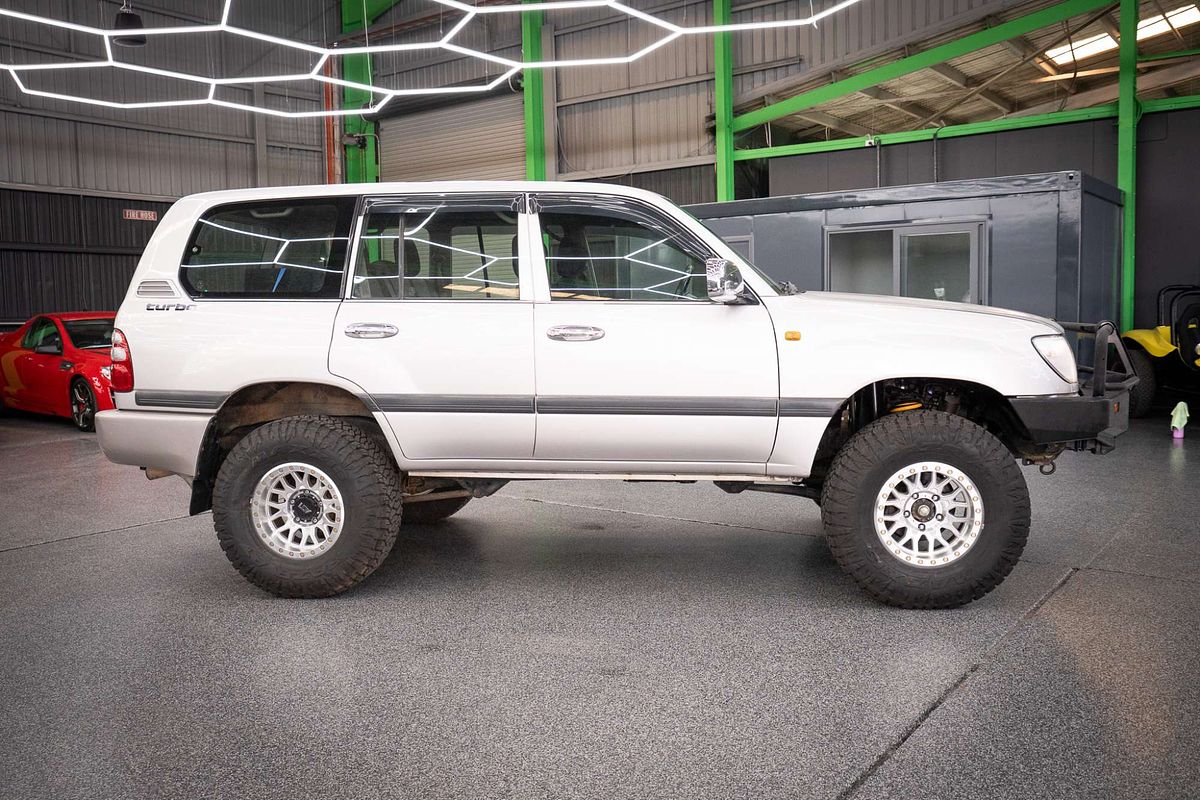 2003 Toyota Landcruiser GXL HZJ105R
