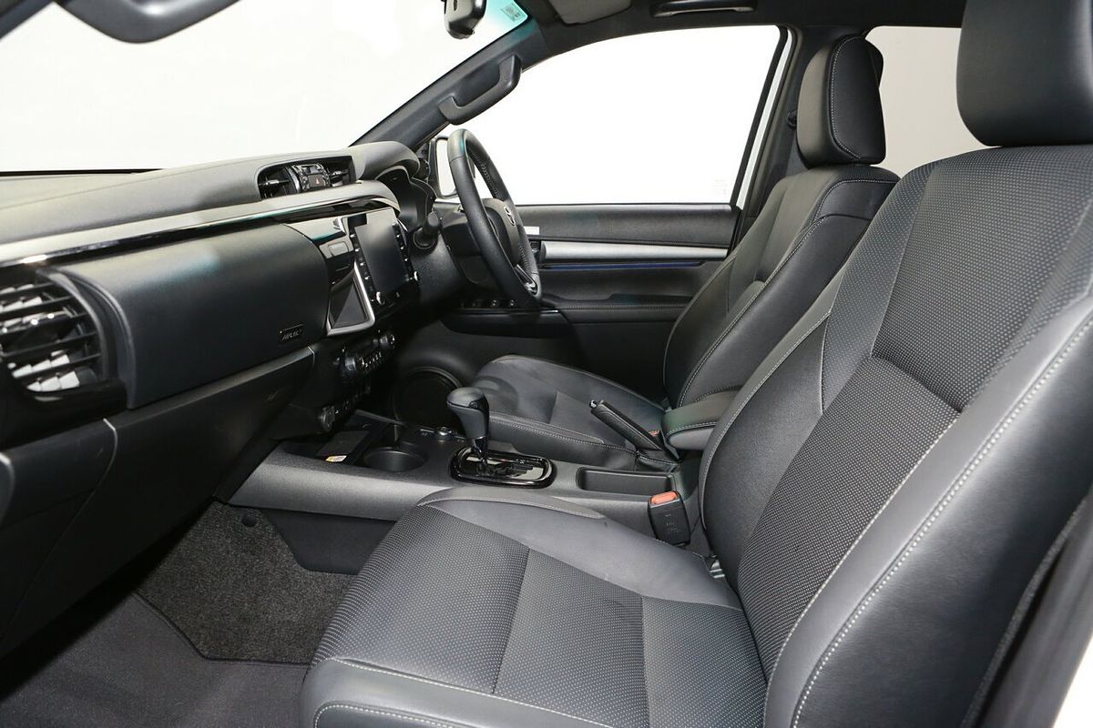2024 Toyota Hilux Rogue 48V GUN126R 4X4