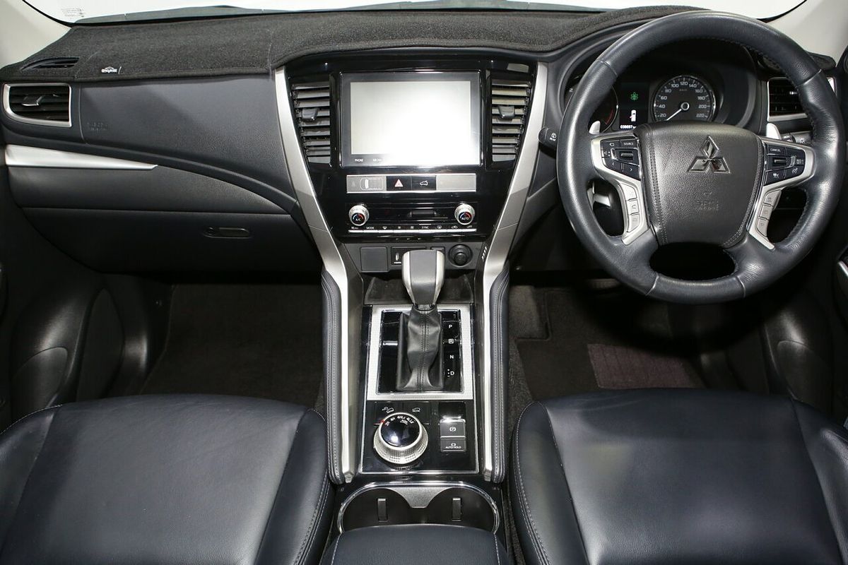 2021 Mitsubishi Pajero Sport GLS QF