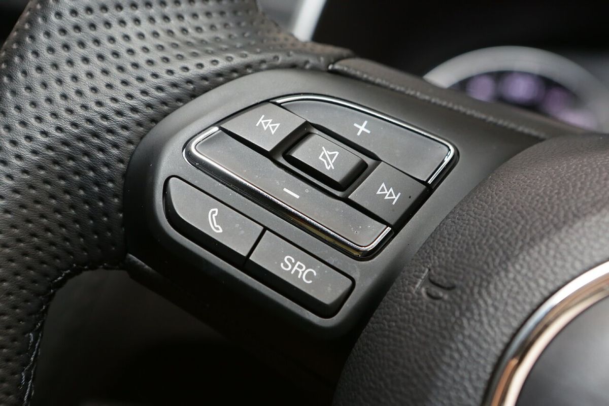 2024 MG ZS Excite AZS1
