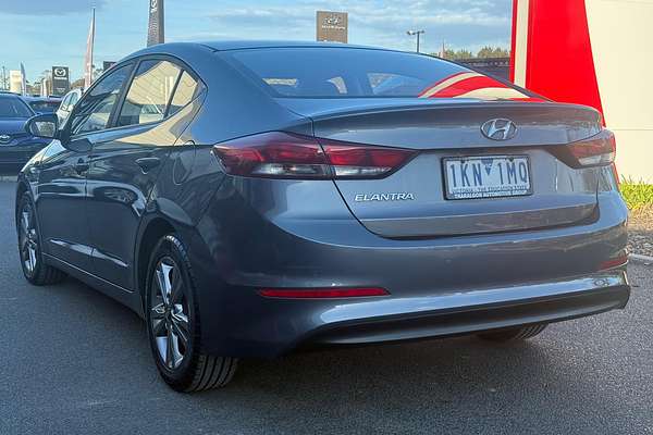 2017 Hyundai Elantra Active AD