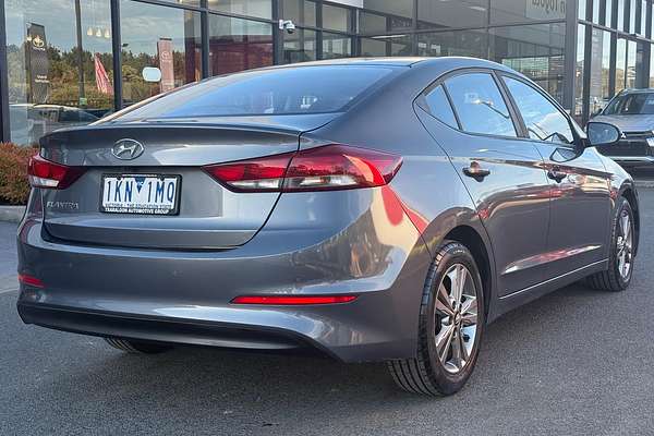 2017 Hyundai Elantra Active AD