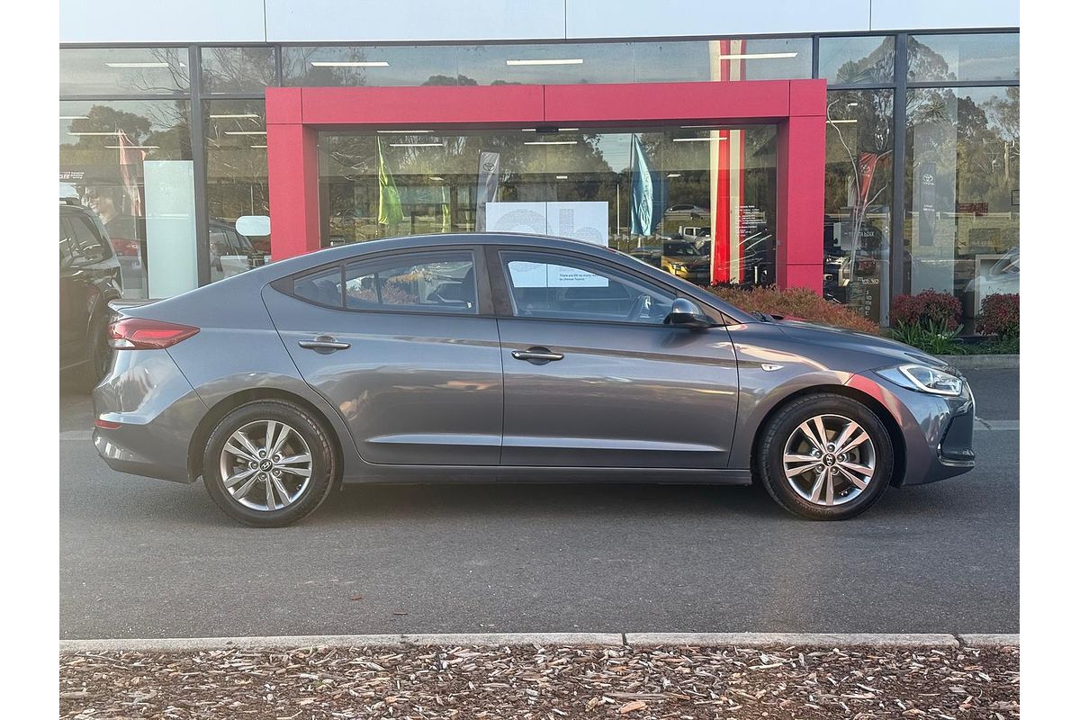 2017 Hyundai Elantra Active AD