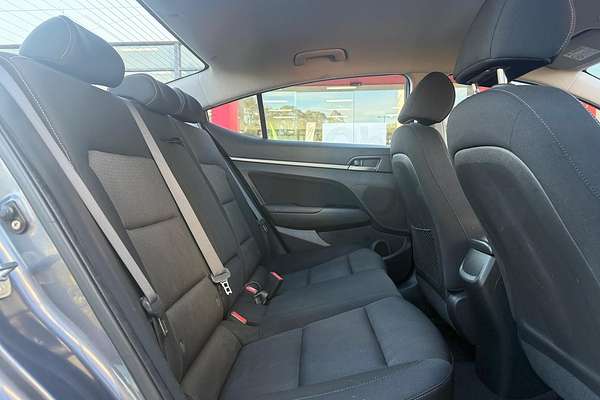 2017 Hyundai Elantra Active AD