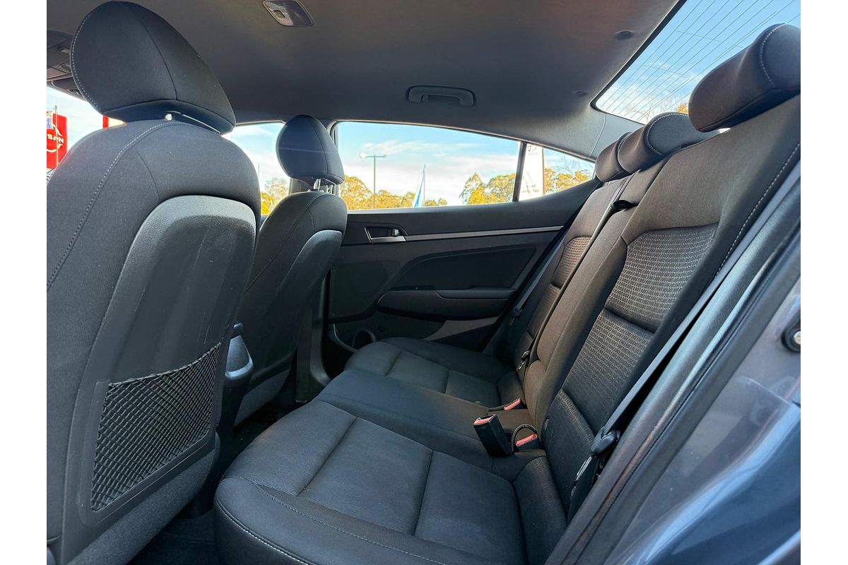 2017 Hyundai Elantra Active AD