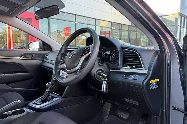 2017 Hyundai Elantra Active AD